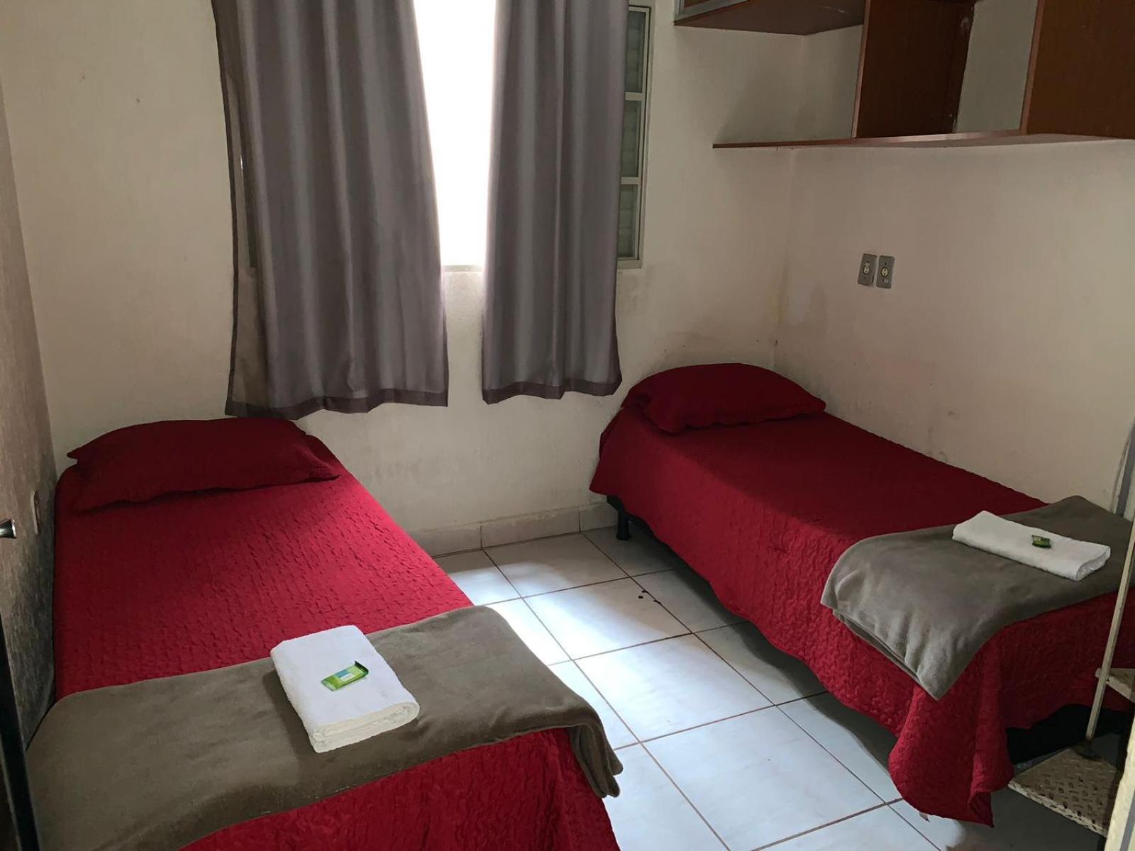 Casas de Temporadas - Hotel Recanto do Sossego Uberlândia Quarto foto